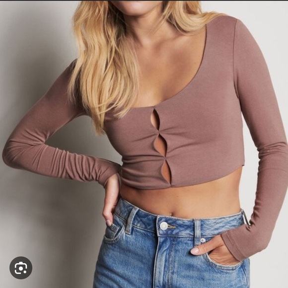 Dynamite Long Sleeve Crop Peekaboo - Deep Taupe - Picture 2 of 4